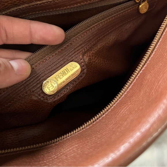 Rare Vintage Fendi Leather Janus Medallion Boston Bag - Picture 5 of 12